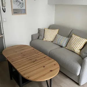 Appartement Situe A Proximite Des Galeries Lafayette Et De L'opera Garnier, Paris